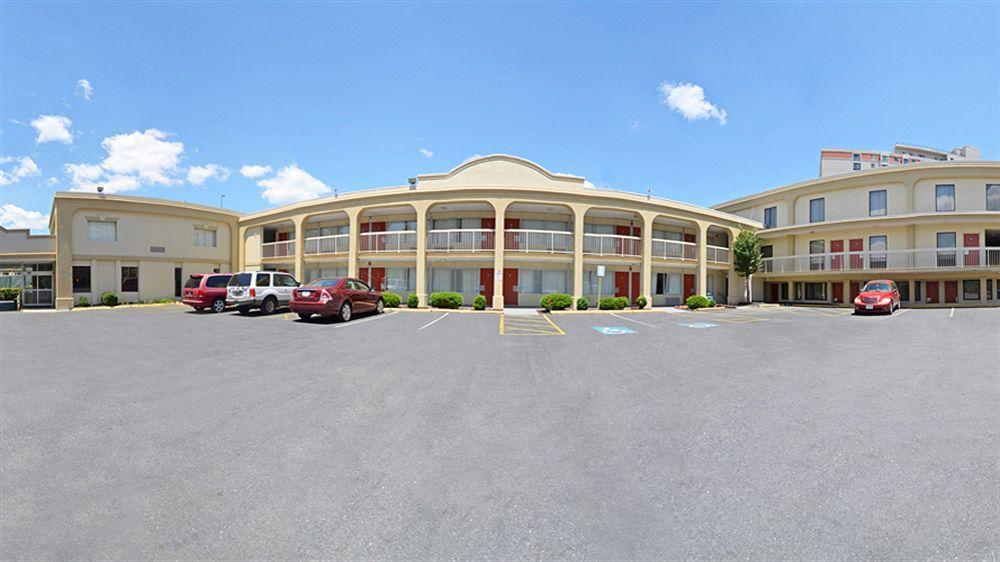 Days Inn By Wyndham Silver Spring Esterno foto