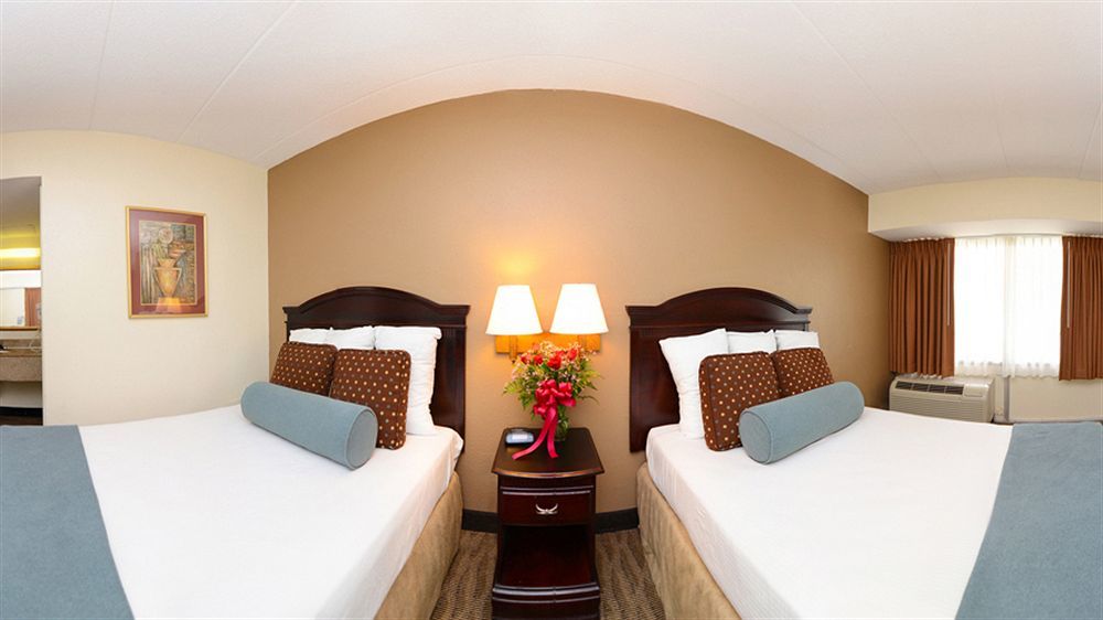 Days Inn By Wyndham Silver Spring Esterno foto